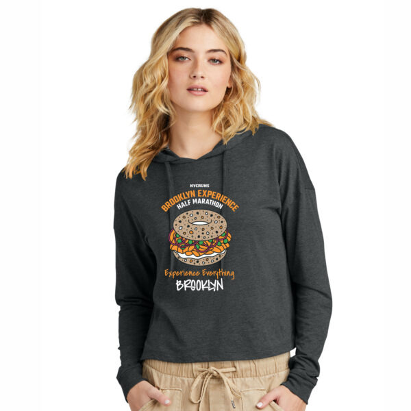 Experience Everything Bagel Women's Black Frost Crop Hoody Tee